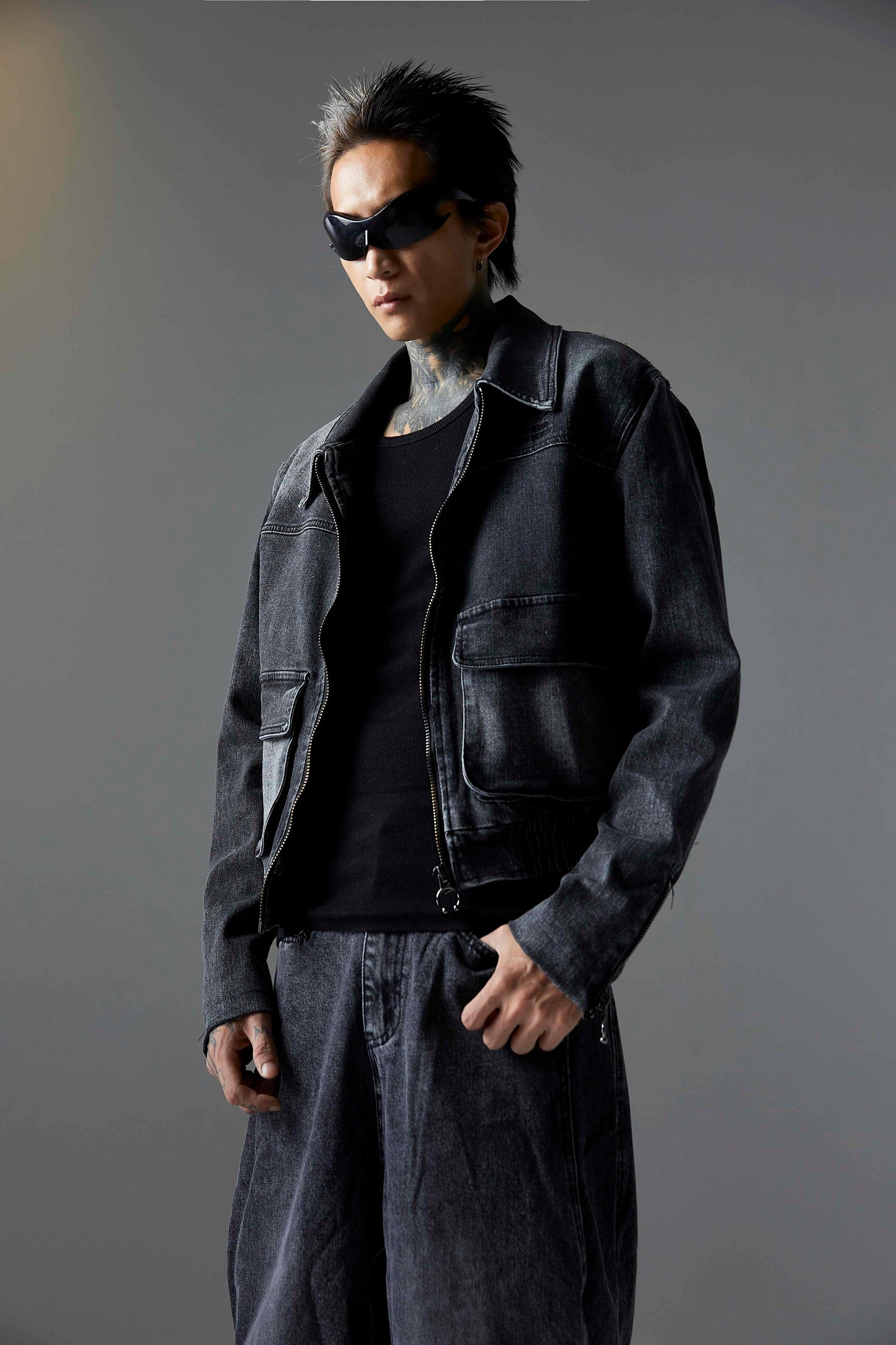 CROPPED FADE DENIM JACKET