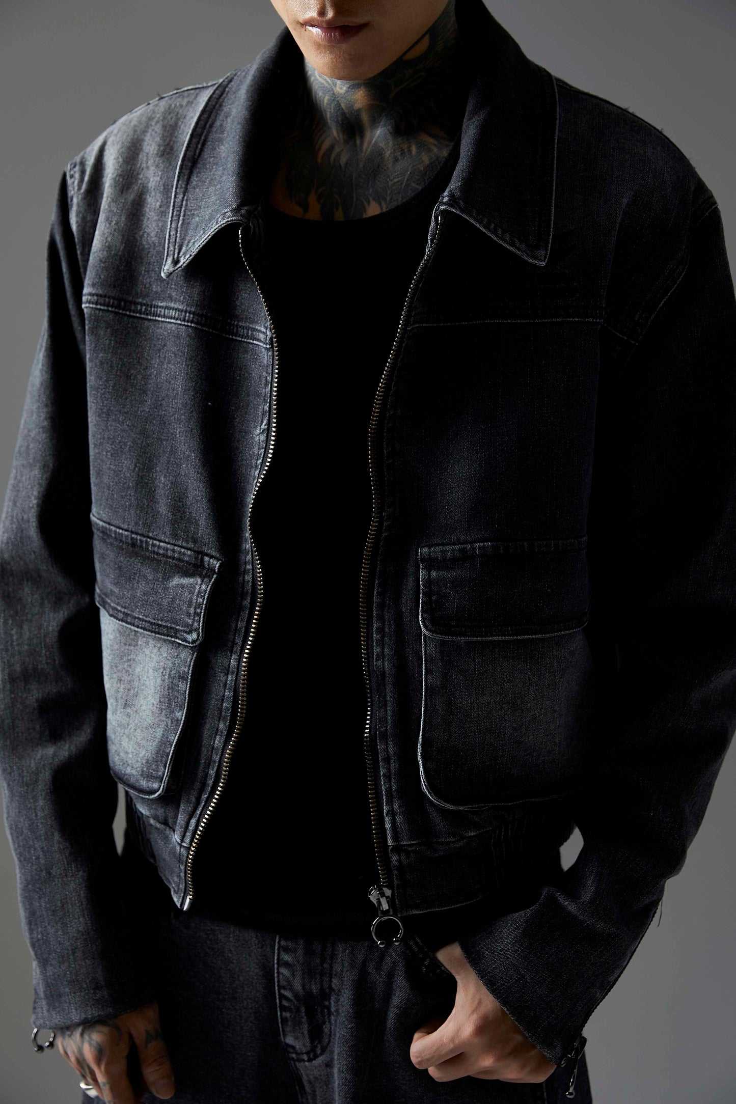 CROPPED FADE DENIM JACKET