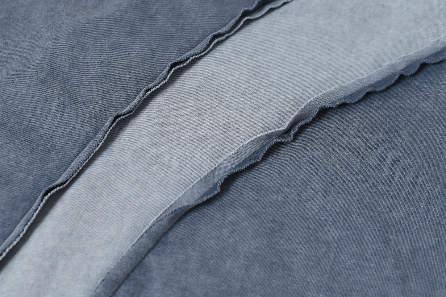 Splitwave Tee