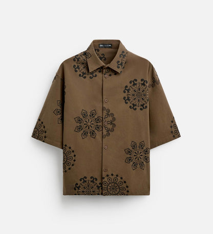 Shirt with floral embroidery