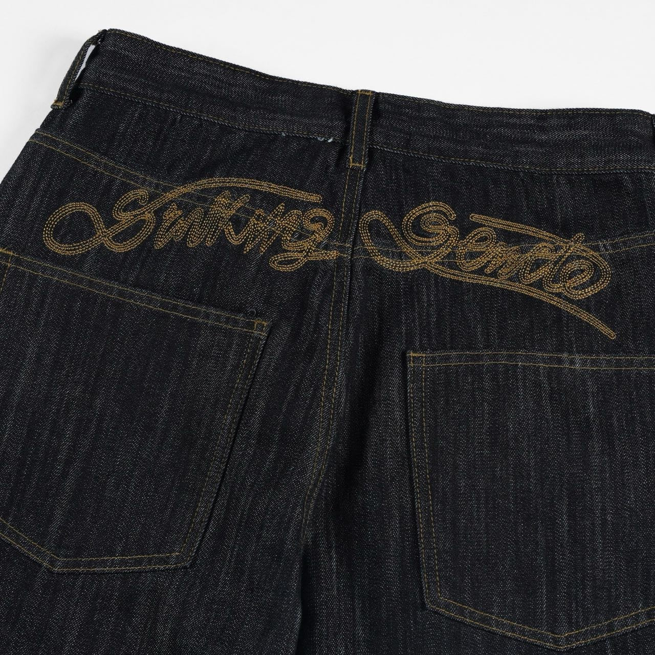 Script Jeans