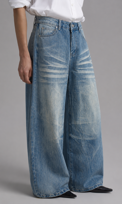 Loose Fit Washed Jeans