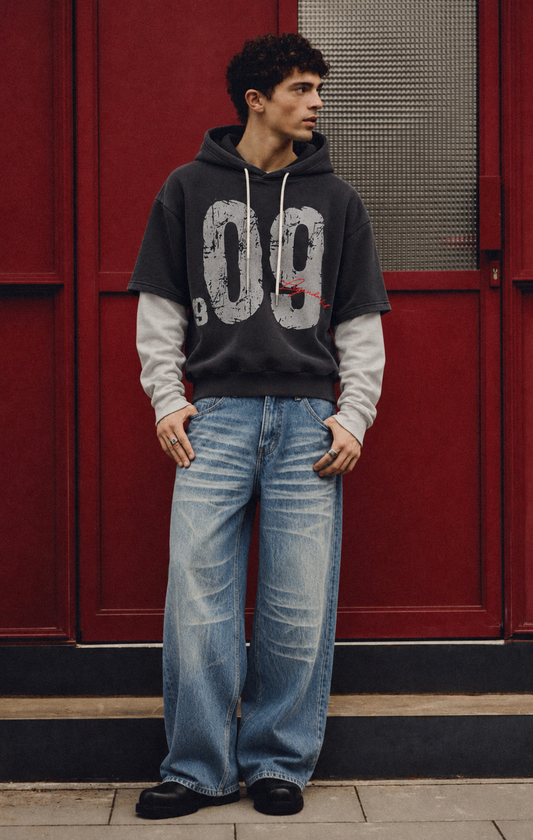 Loose Fit Washed Jeans