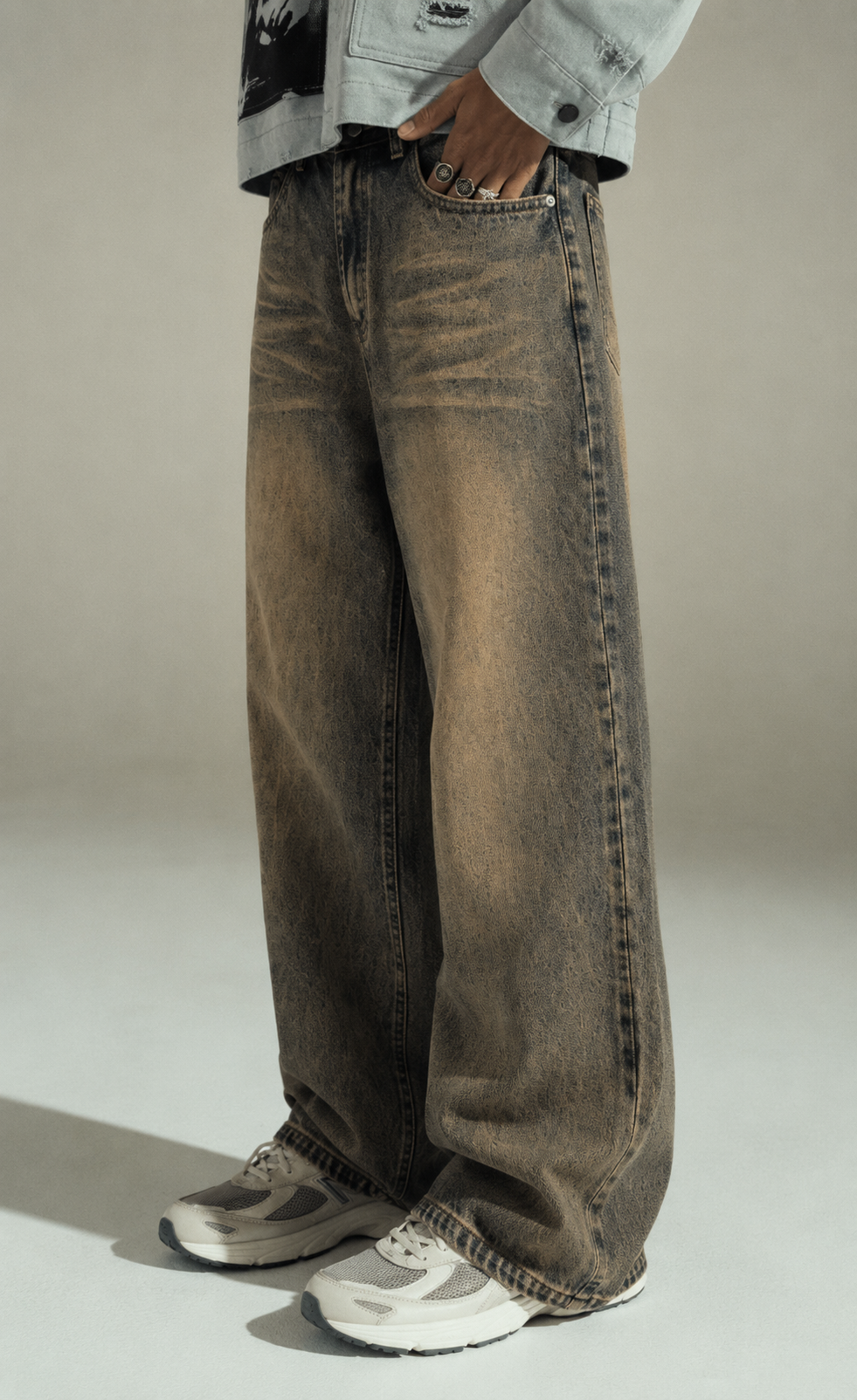 Fade Wide-Leg Jeans